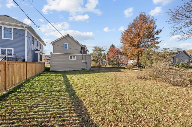 $299,900 | 2527 Washington Street Northeast, Minneapolis, MN 55418