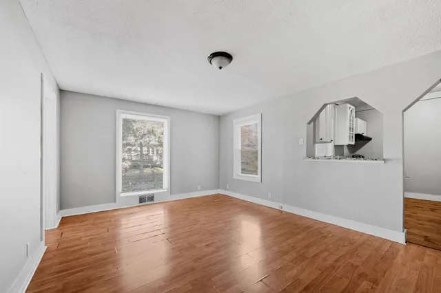 $299,900 | 2527 Washington Street Northeast, Minneapolis, MN 55418