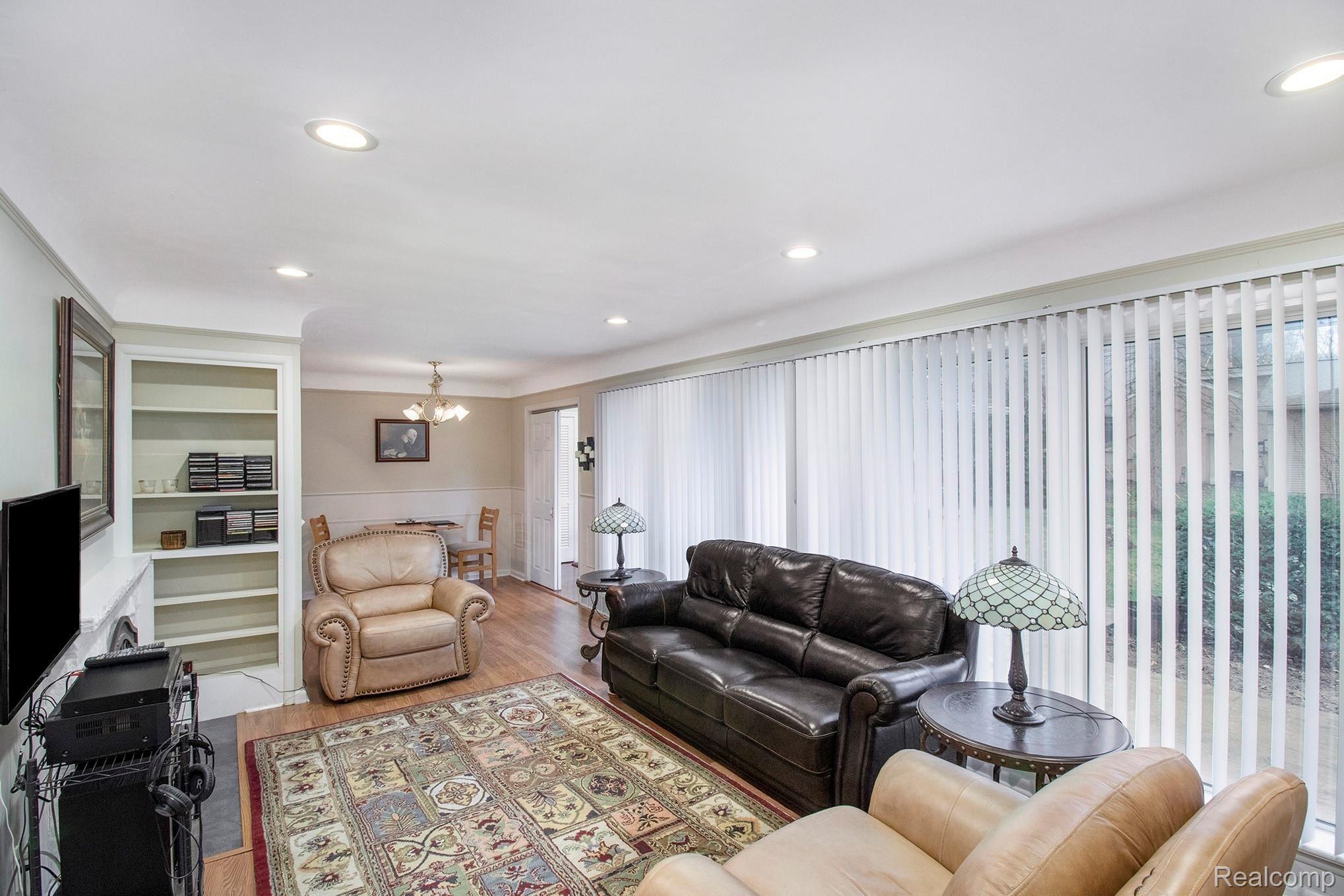 2332 Rutherford Road Bloomfield Hills, MI 48302 - Photo 9 of 36 1H9A2256.jpg