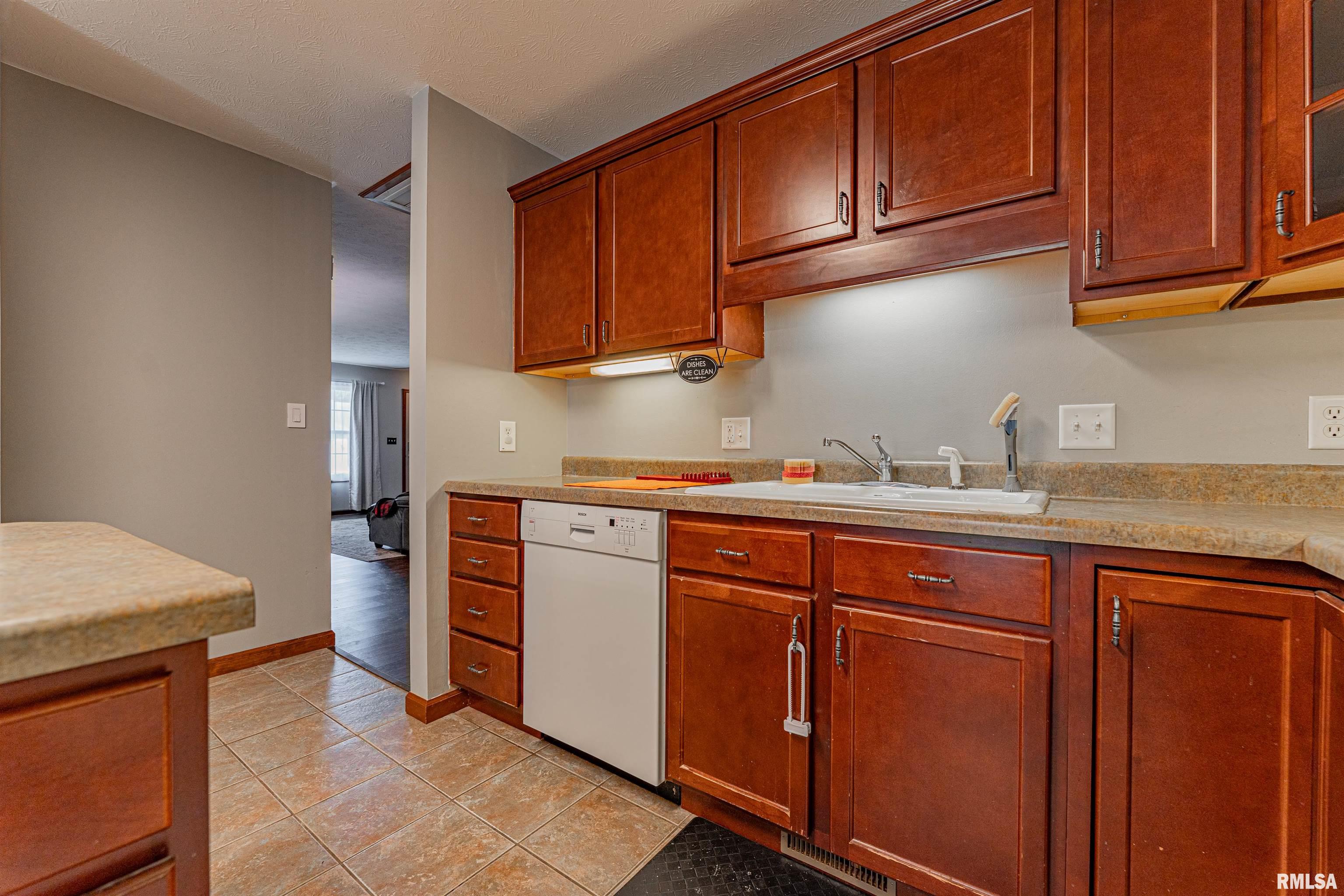 3610 Troon Drive Springfield, IL 62712 - Photo 8 of 30 Gallery Image 8
