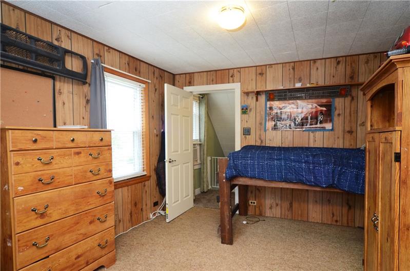 2006 Beaver Road Ambridge, PA 15003 - Photo 14 of 25 Large bedroom with walk-in closet.
