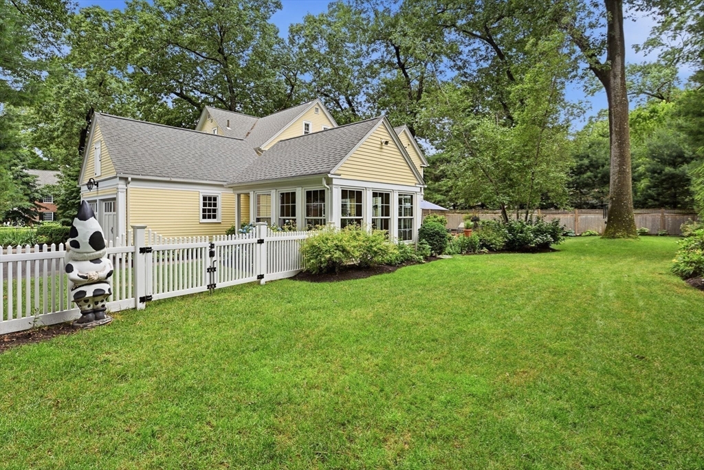 164 Farmington Road Longmeadow, MA 01106 - Photo 33 of 42