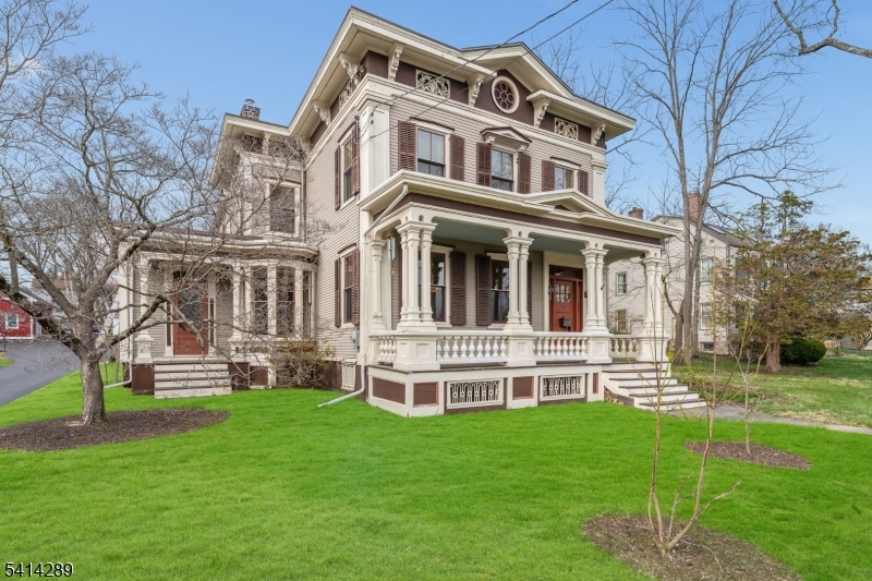 68 West Main Street Clinton, NJ 08809 - Photo 2 of 33