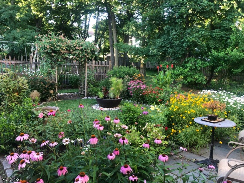 68 West Main Street Clinton, NJ 08809 - Photo 33 of 33