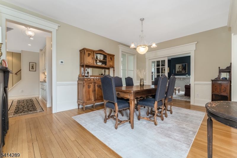 68 West Main Street Clinton, NJ 08809 - Photo 7 of 33