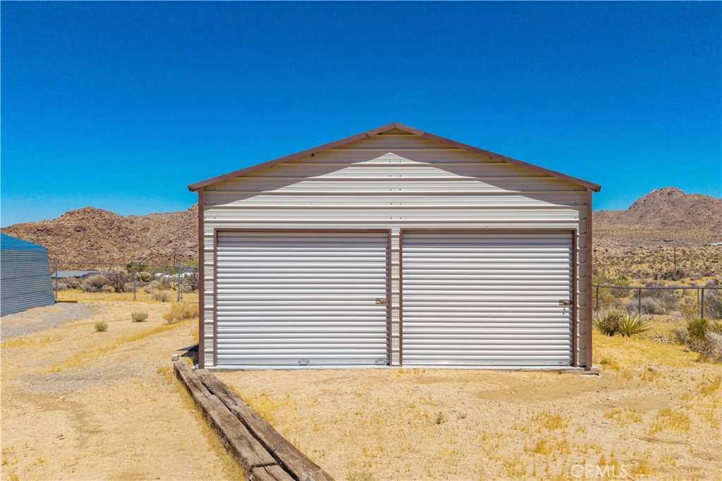 7381 Sunset Road Joshua Tree, CA 92252 - Photo 35 of 39