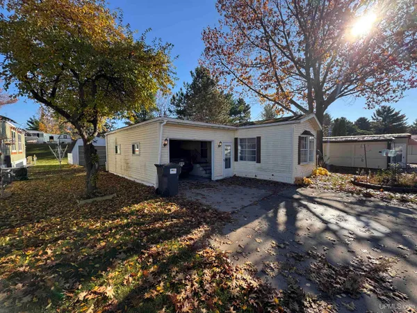 $37,500 | W8007 Highway 2, Iron Mountain, MI 49801