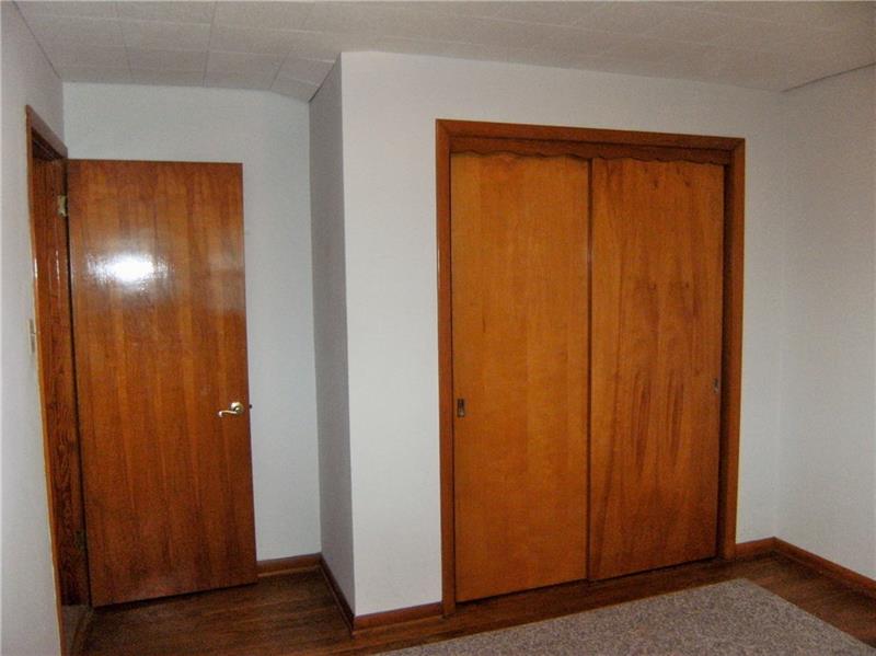 1101 Gringo Road Aliquippa, PA 15001 - Photo 17 of 25 Bedroom 3