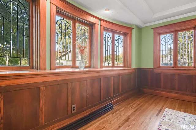 $459,900 | 104 Tremont Street, Lincoln, IL 62656