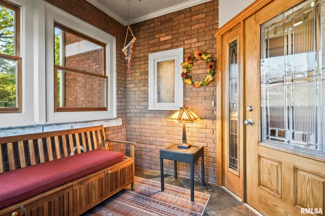 $459,900 | 104 Tremont Street, Lincoln, IL 62656