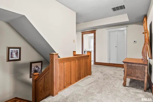 $459,900 | 104 Tremont Street, Lincoln, IL 62656