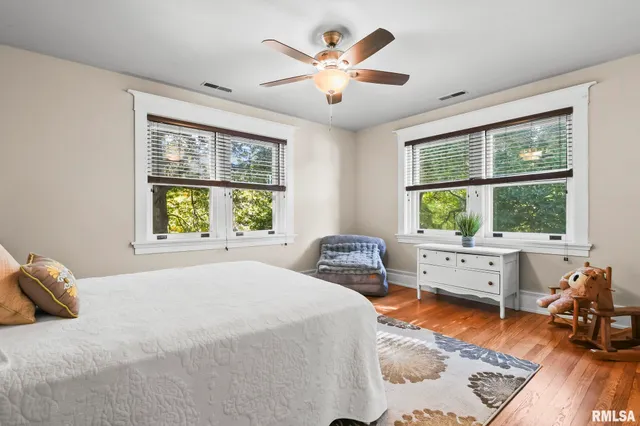 $459,900 | 104 Tremont Street, Lincoln, IL 62656