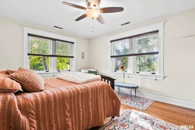 $459,900 | 104 Tremont Street, Lincoln, IL 62656