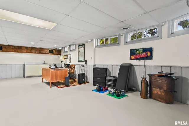 $459,900 | 104 Tremont Street, Lincoln, IL 62656