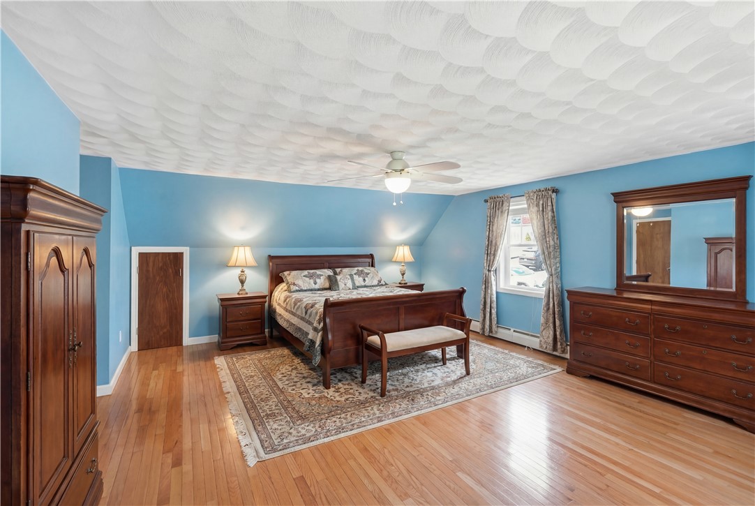 128 Grandview Avenue Lincoln, RI 02865 - Photo 16 of 48 Virtually staged second floor bedroom