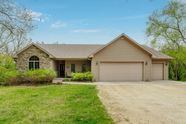 $625,000 | W8797 Lake Lorraine Road, Richmond, WI 53115