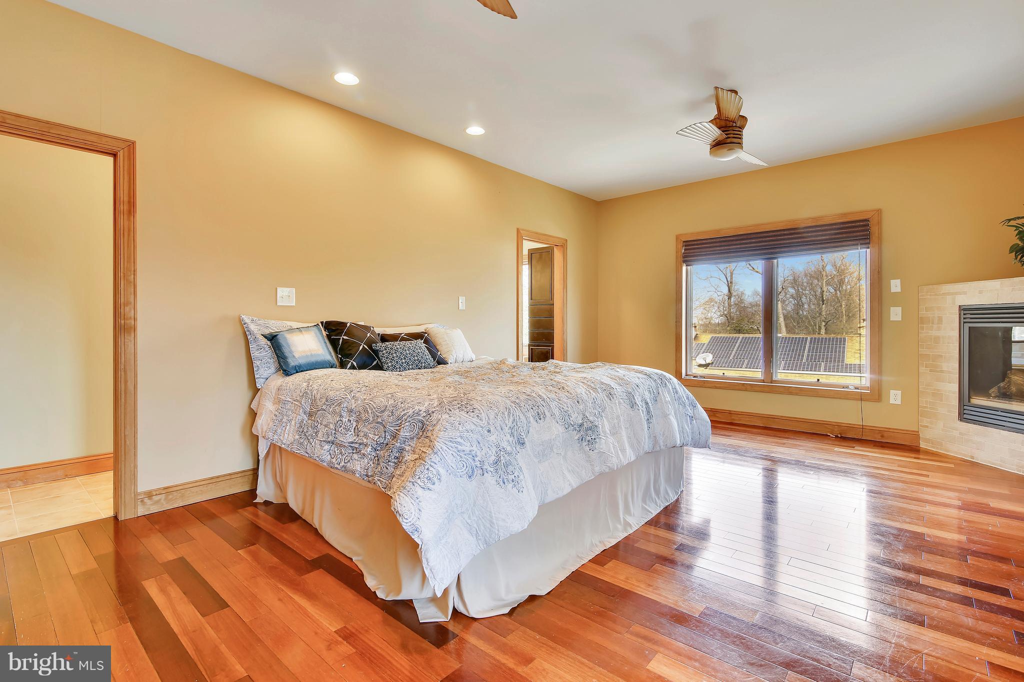 1500 Warfield Road Edgewater, MD 21037 - Photo 14 of 30 Bedroom (Master)