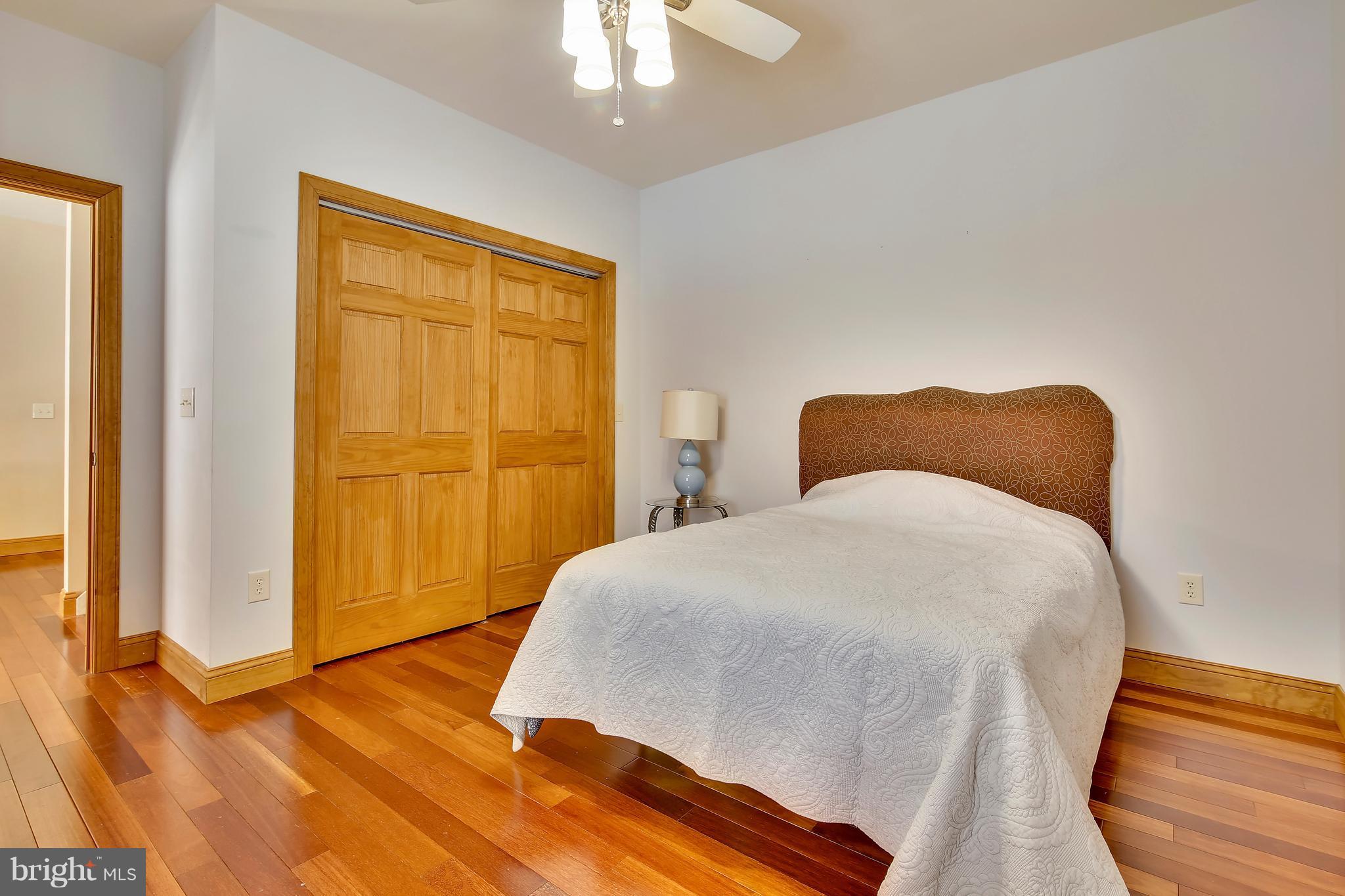 1500 Warfield Road Edgewater, MD 21037 - Photo 20 of 30 Bedroom