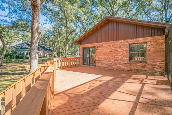 a house view with a outdoor space