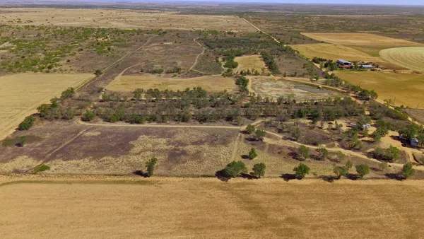 $385,000 | 4431 County Road 18, Clarendon, TX 79226