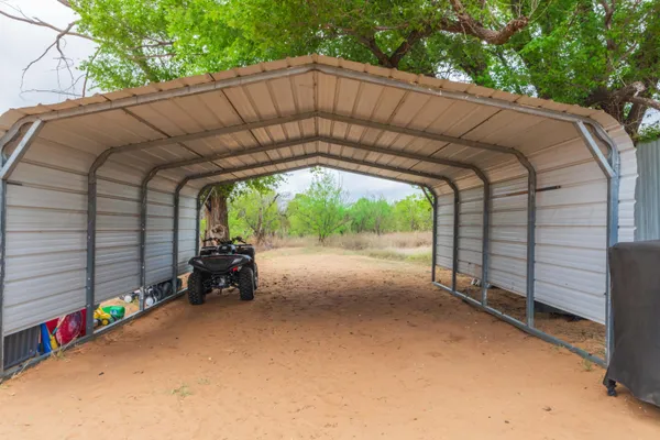 $385,000 | 4431 County Road 18, Clarendon, TX 79226