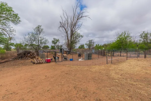 $385,000 | 4431 County Road 18, Clarendon, TX 79226