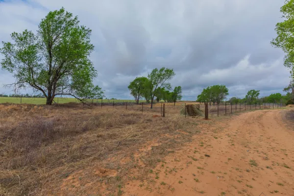 $385,000 | 4431 County Road 18, Clarendon, TX 79226