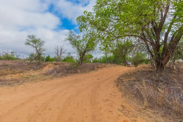 $385,000 | 4431 County Road 18, Clarendon, TX 79226