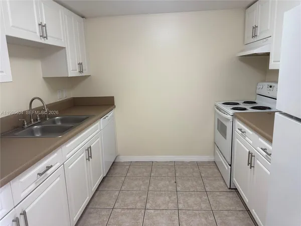 $2,764 | 915 Northwest 1st Avenue, Unit H2111, Miami, FL 33136