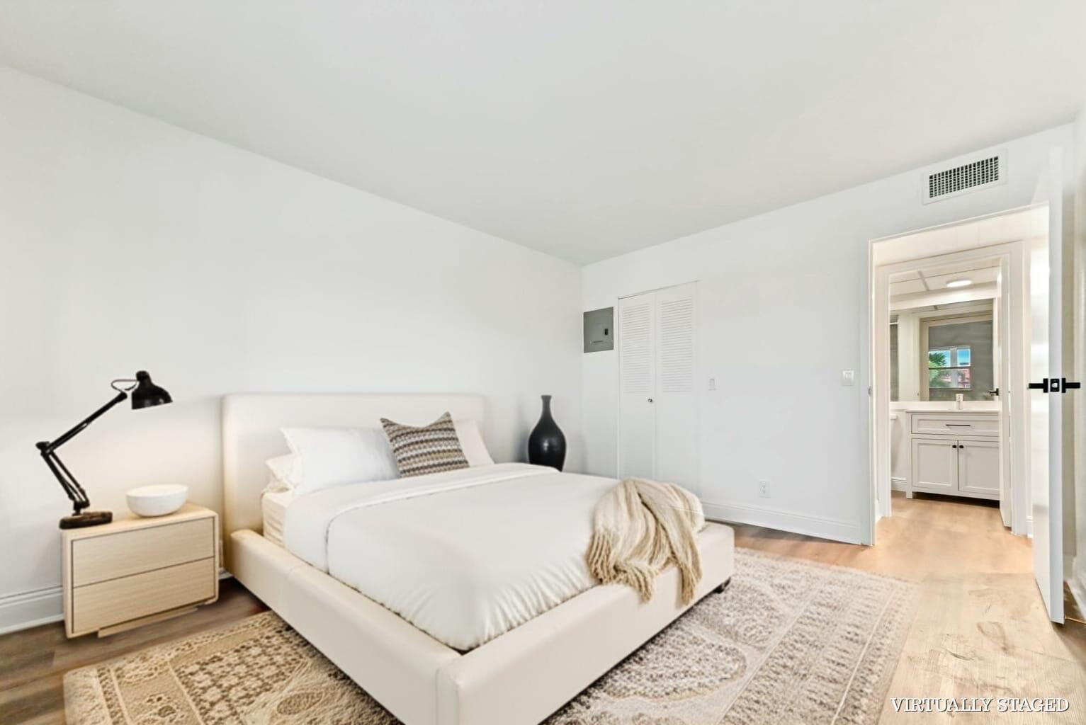 513 Saxony Drive Delray Beach, FL 33446 - Photo 13 of 40 master virtual stage