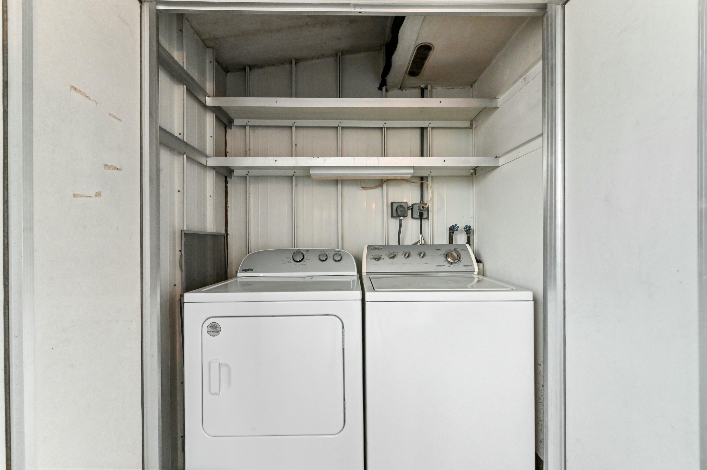 513 Saxony Drive Delray Beach, FL 33446 - Photo 24 of 40 tempImageqS8HFx