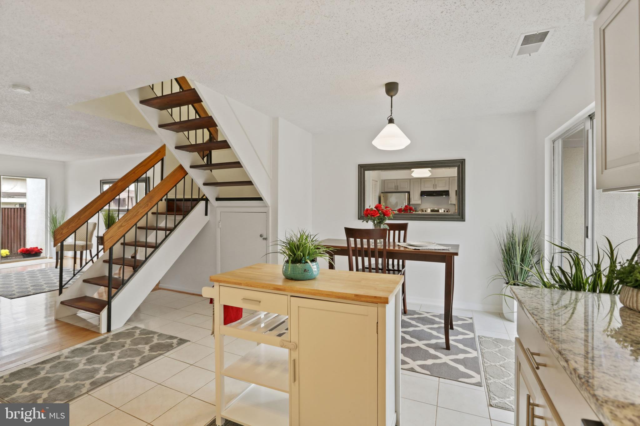 2218 Southgate Square Reston, VA 20191 - Photo 14 of 31