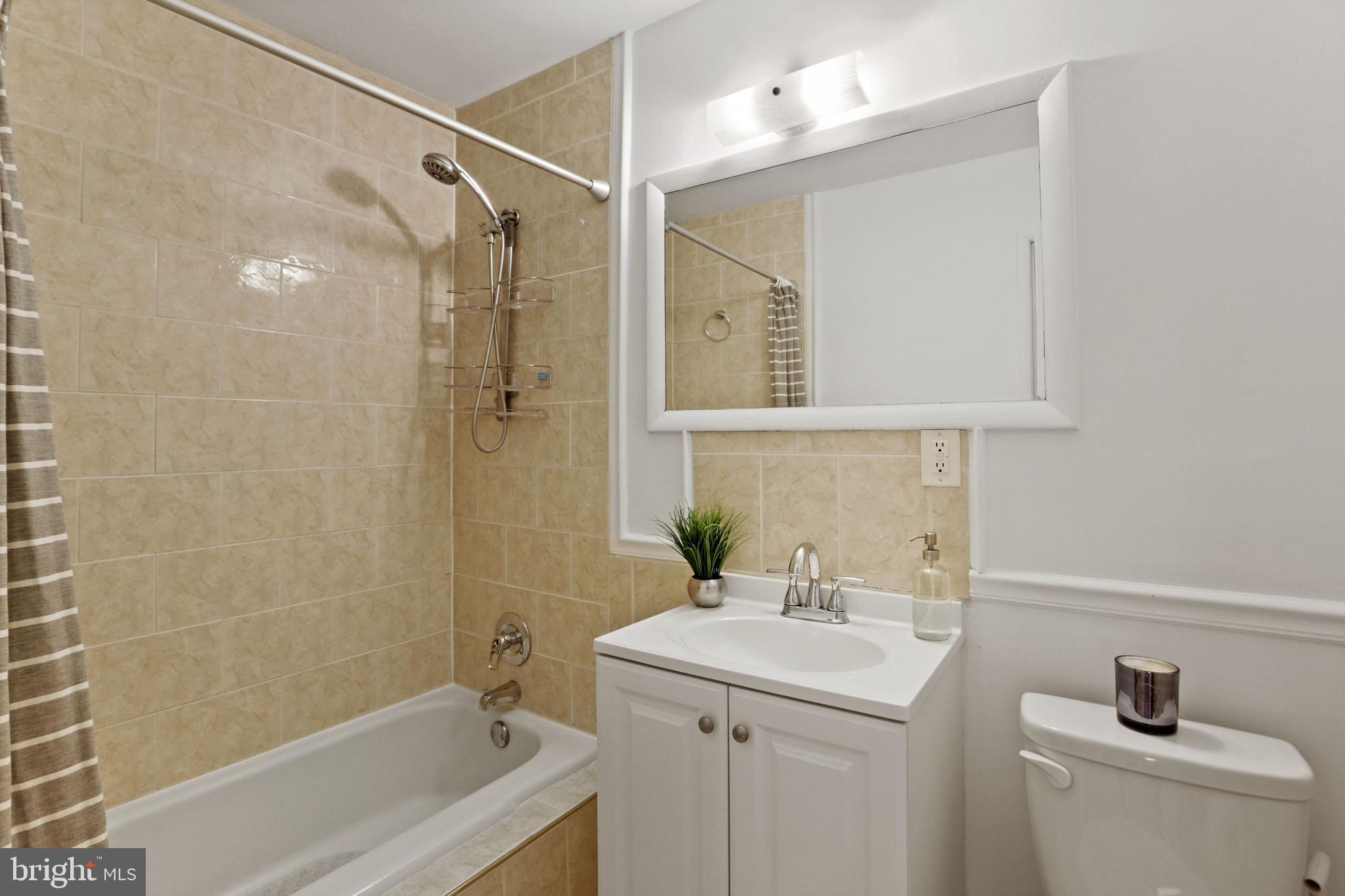 2218 Southgate Square Reston, VA 20191 - Photo 26 of 31