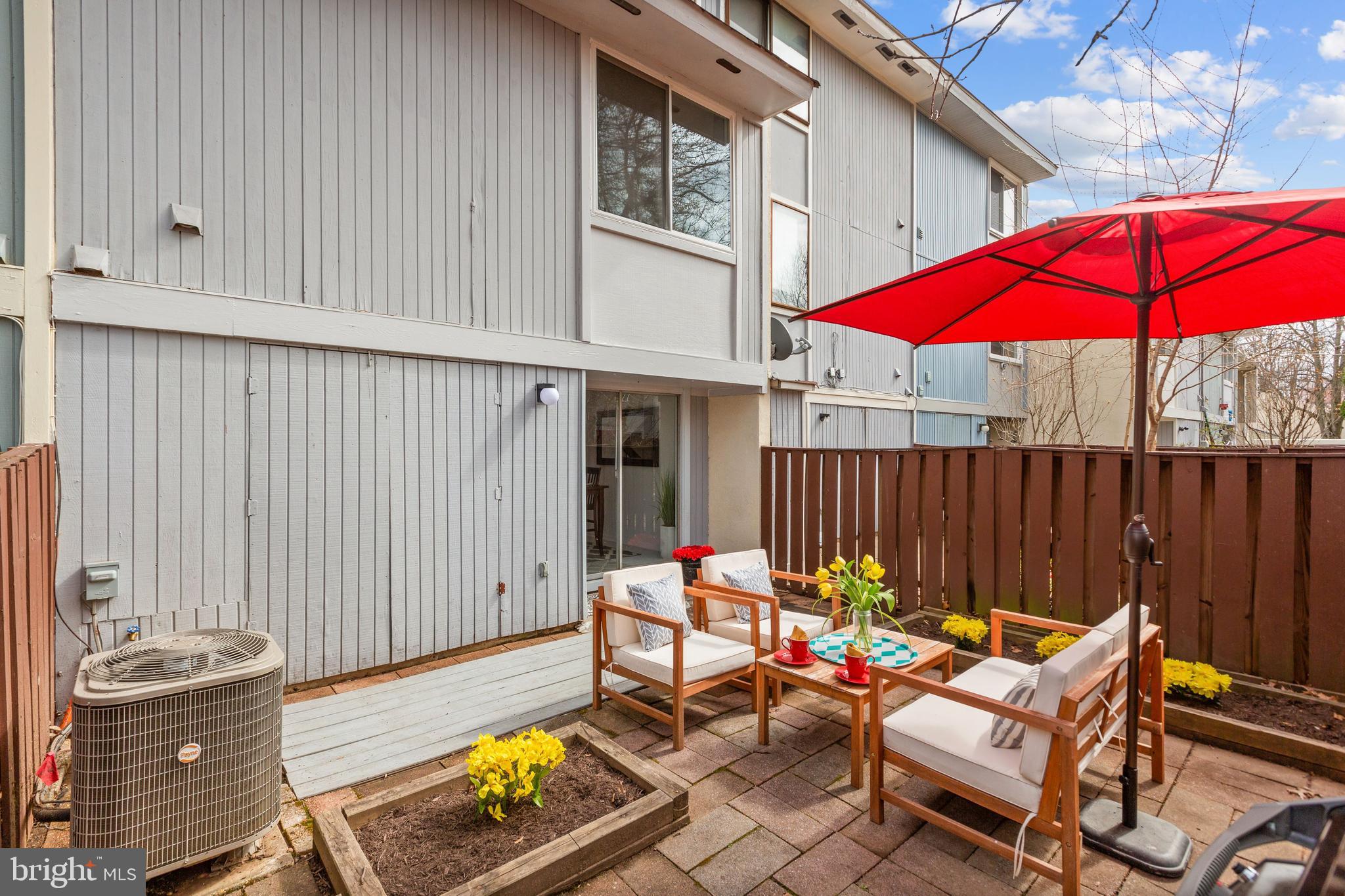 2218 Southgate Square Reston, VA 20191 - Photo 29 of 31