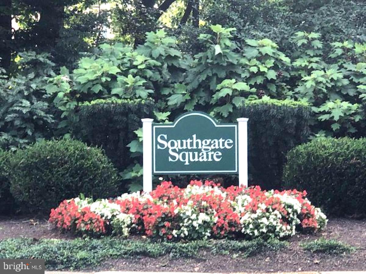 2218 Southgate Square Reston, VA 20191 - Photo 31 of 31