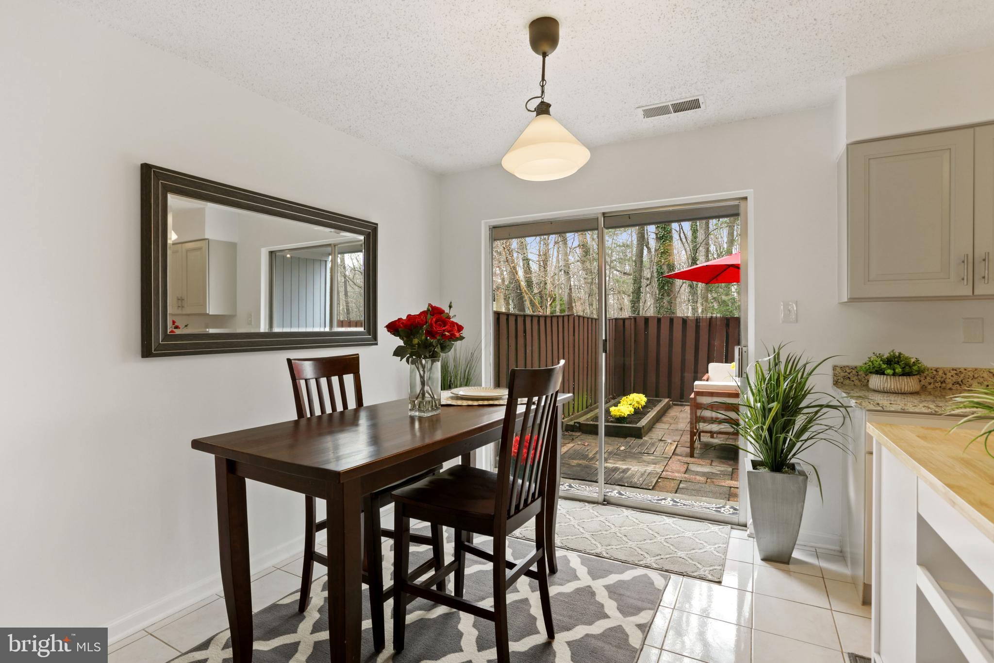 2218 Southgate Square Reston, VA 20191 - Photo 6 of 31