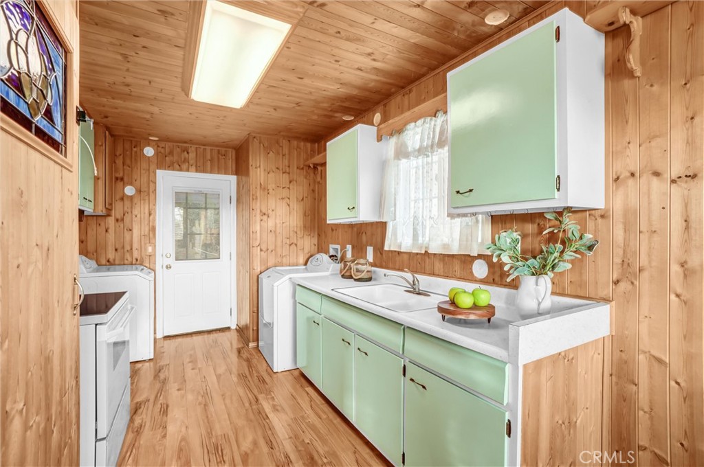 8621 Salish Road Garden Grove, CA 92841 - Photo 10 of 30