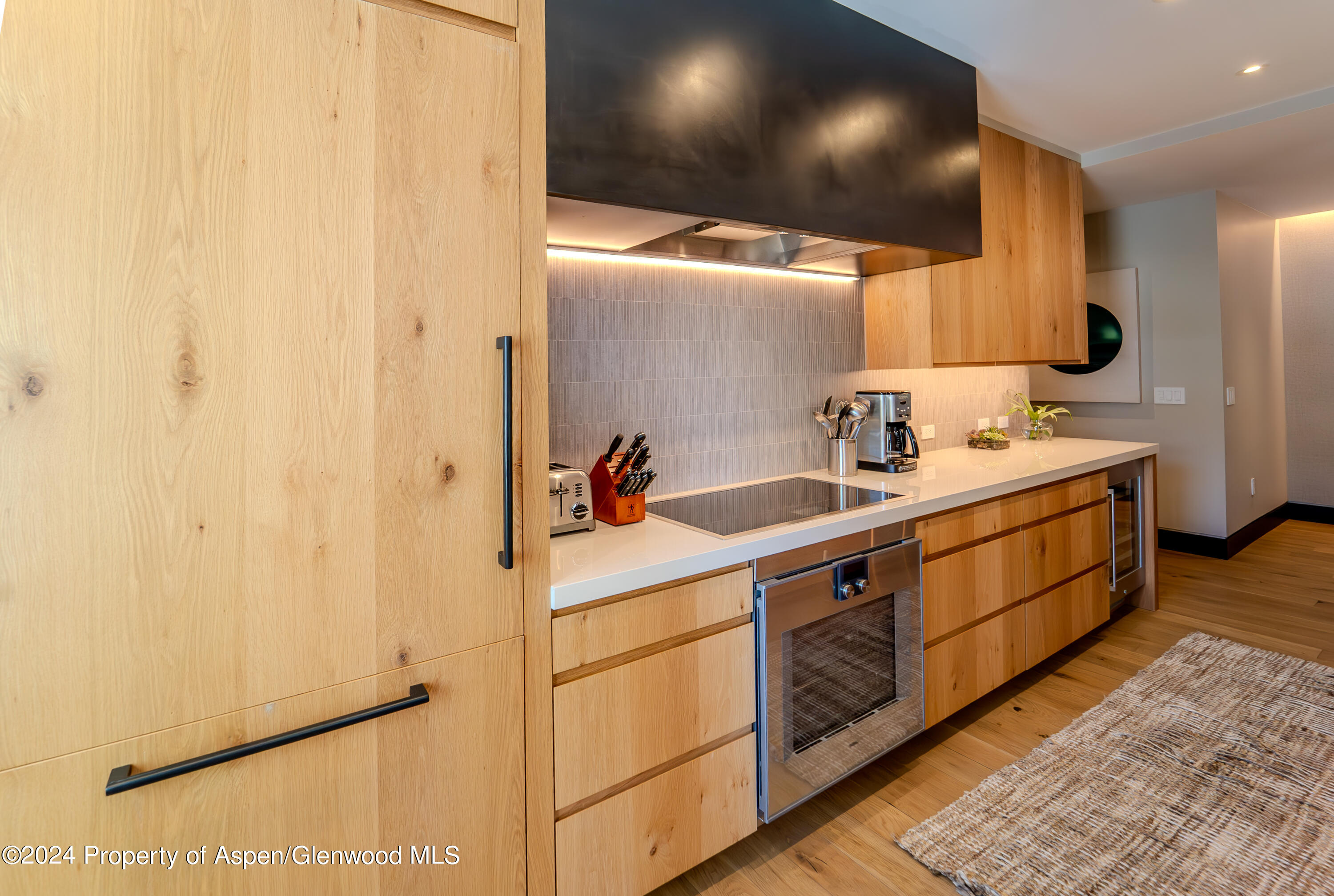 77 Wood Road, Unit 304EAST Snowmass Village, CO 81615 - Photo 12 of 56 One Snowmass 304-24
