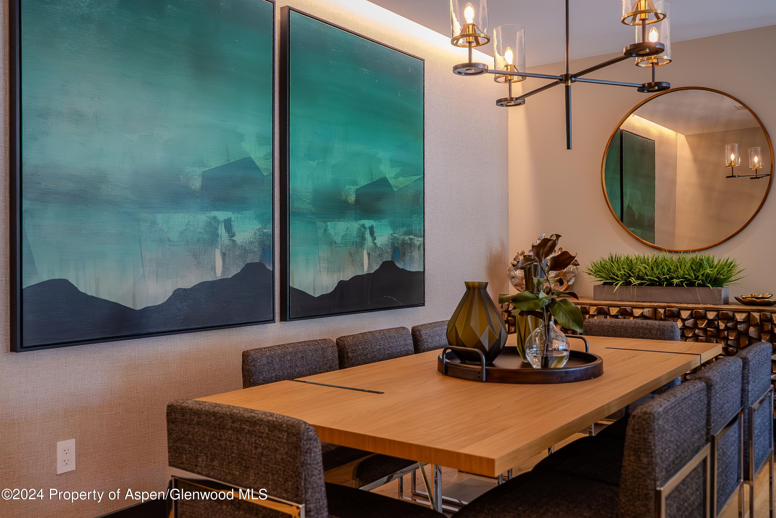 77 Wood Road, Unit 304EAST Snowmass Village, CO 81615 - Photo 19 of 56 One Snowmass East 304 Dining