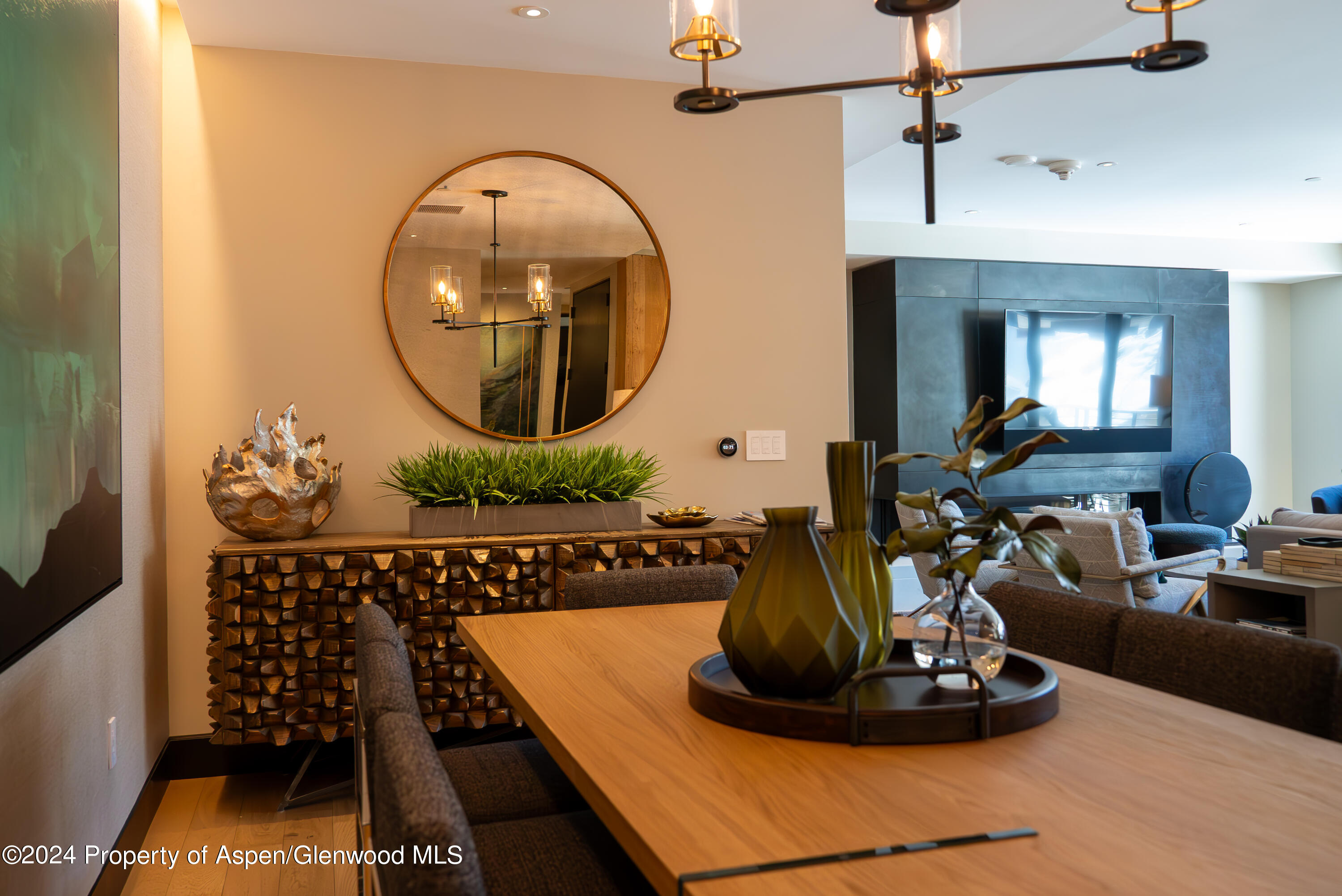 77 Wood Road, Unit 304EAST Snowmass Village, CO 81615 - Photo 20 of 56 One Snowmass East 304 Dining