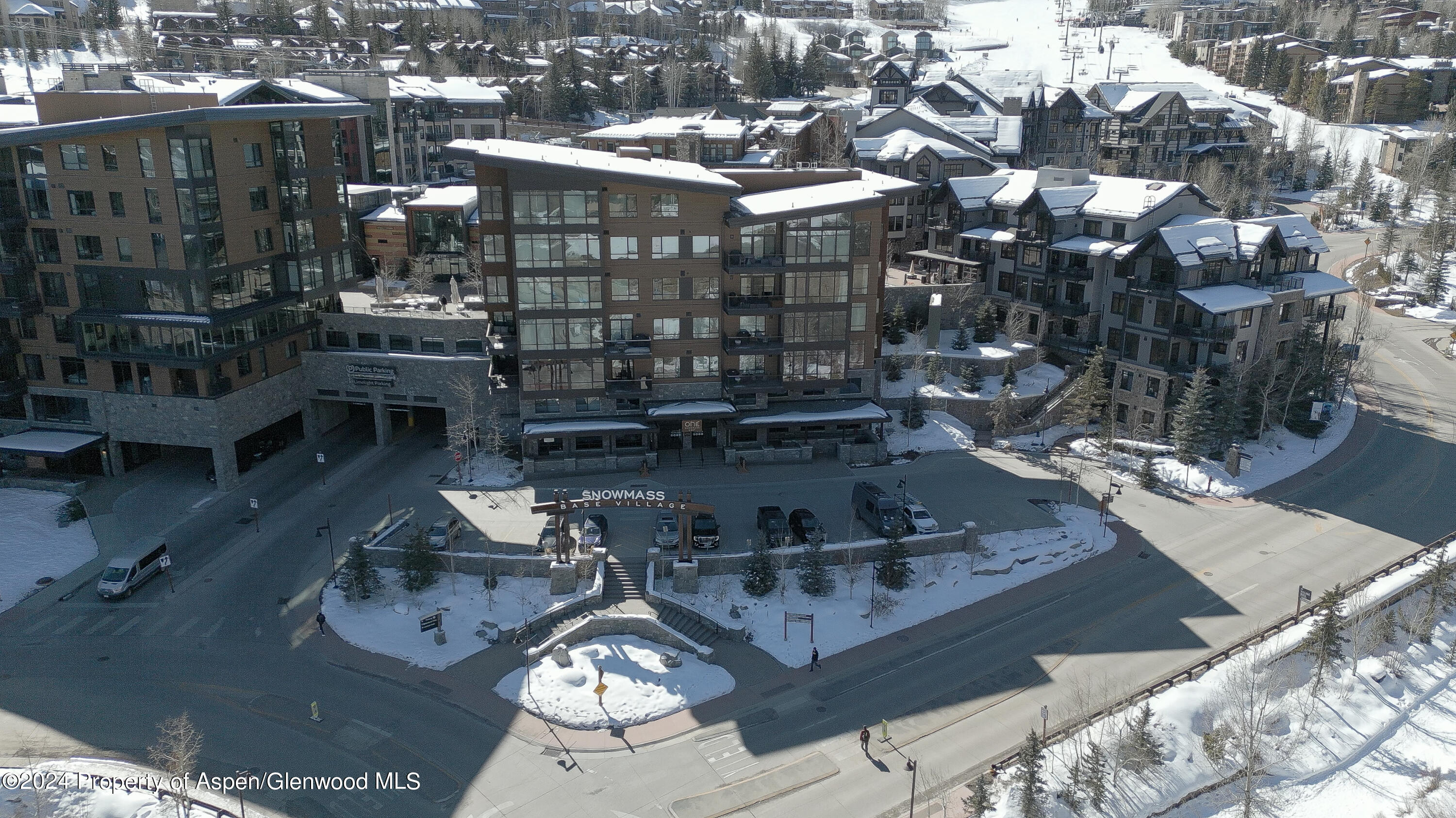 77 Wood Road, Unit 304EAST Snowmass Village, CO 81615 - Photo 51 of 56 One Snowmass Building