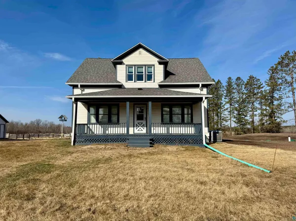 $613,000 | 3993 County Road 135, Kettle River, MN 55757