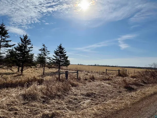 $613,000 | 3993 County Road 135, Kettle River, MN 55757