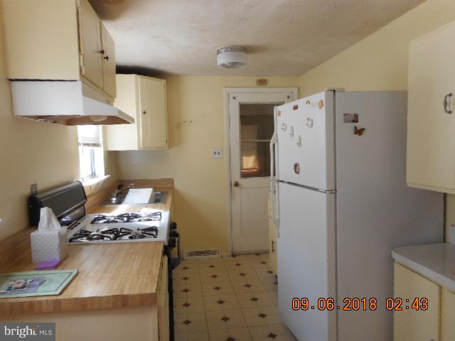 546 Grovers Turn Road Owings, MD 20736 - Photo 6 of 14 Kitchen