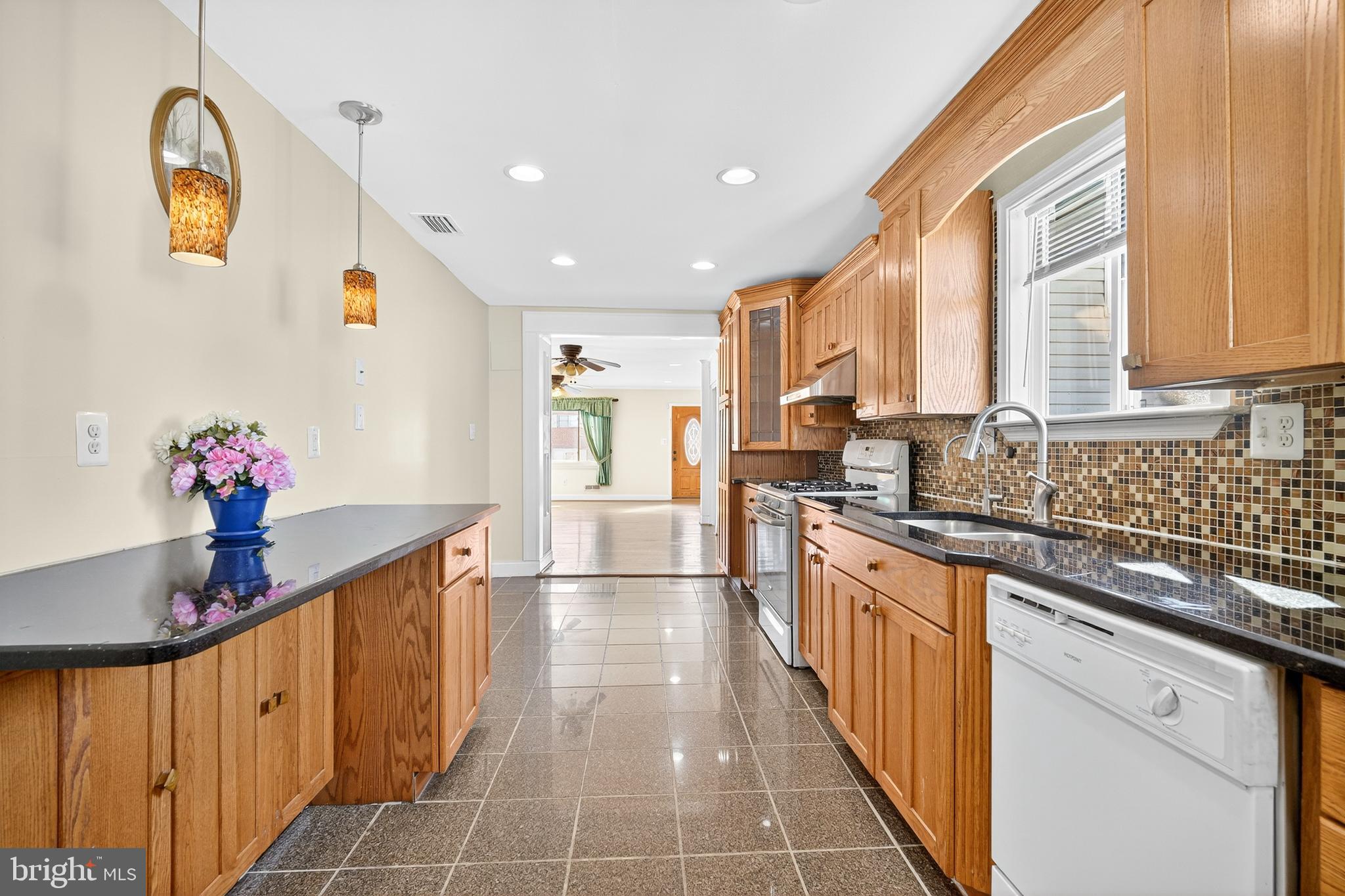 910 Prestwood Road Catonsville, MD 21228 - Photo 15 of 45