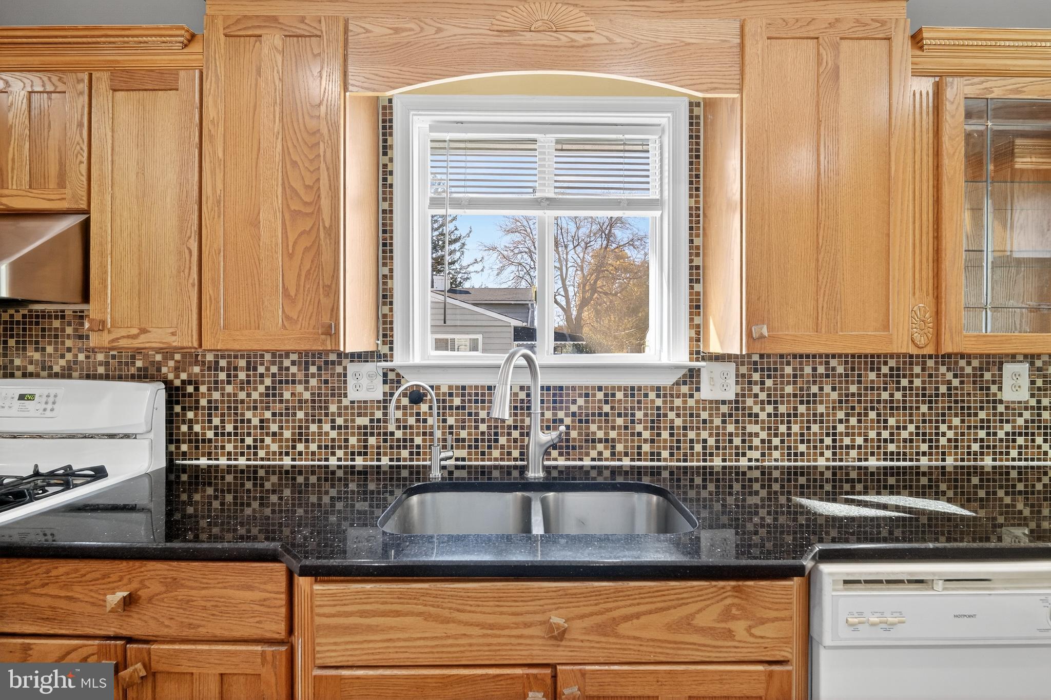 910 Prestwood Road Catonsville, MD 21228 - Photo 17 of 45