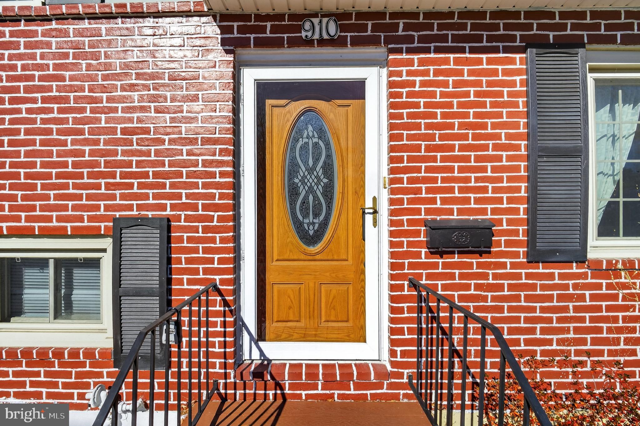 910 Prestwood Road Catonsville, MD 21228 - Photo 4 of 45