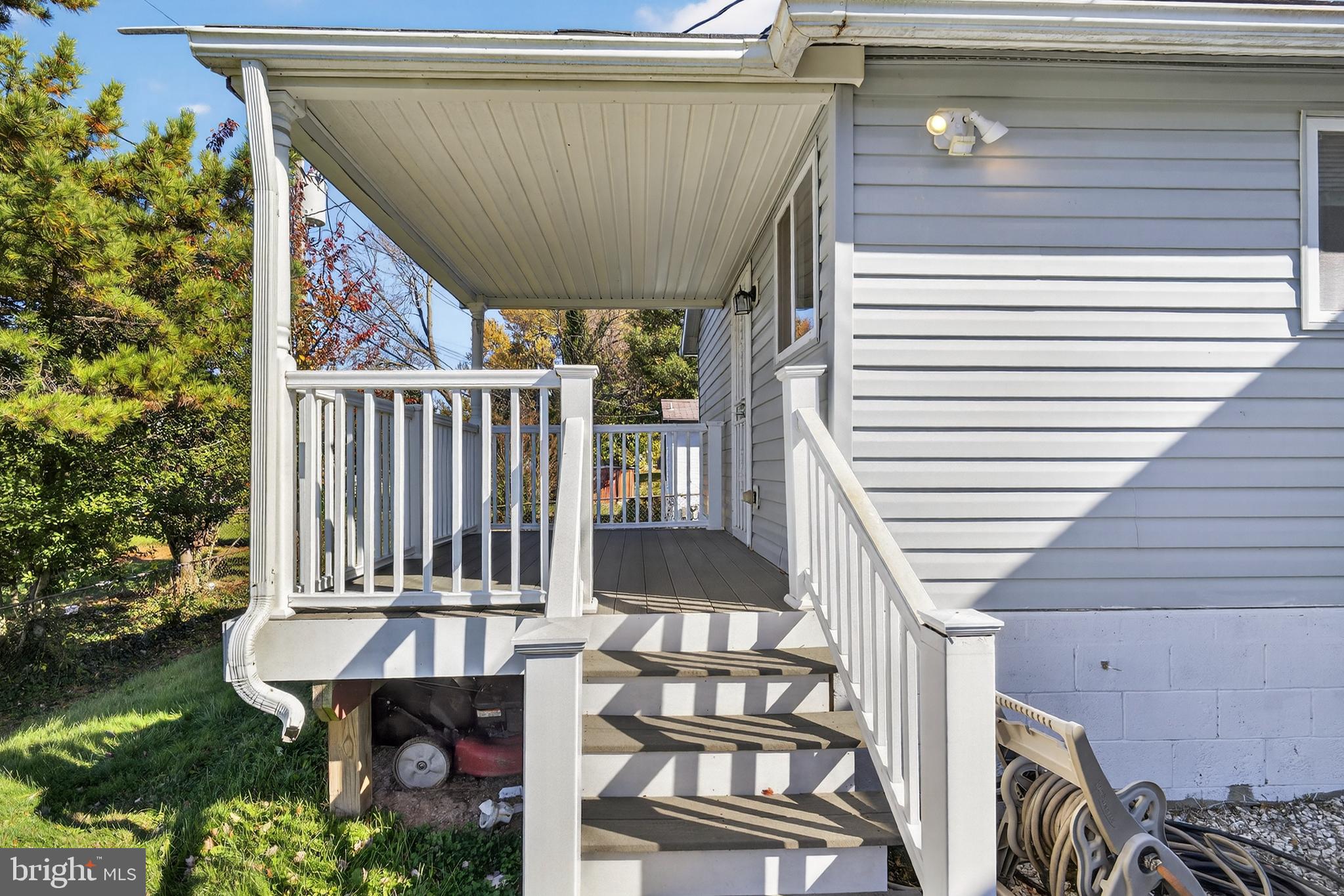 910 Prestwood Road Catonsville, MD 21228 - Photo 8 of 45