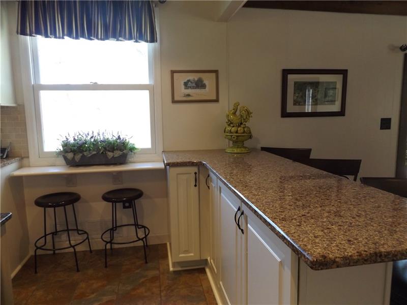 518 Hanover Kendall Road Hookstown, PA 15050 - Photo 5 of 25 Gallery Image 5