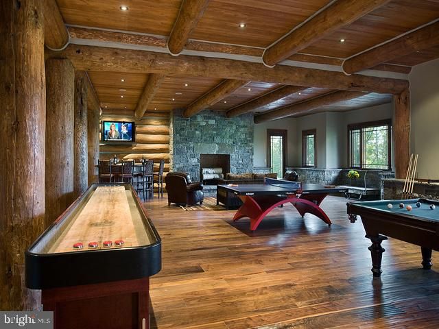 $900,000 | 614 Graystones Jeras Road, Jim Thorpe, PA 18229